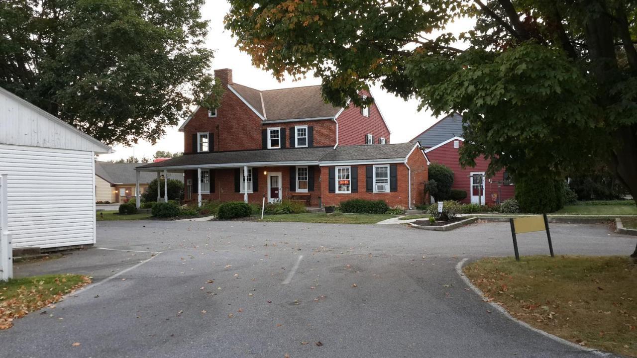Spruce Lane Lodge And Cottages Smoketown  Eksteriør billede